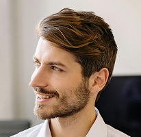 Portrét Michaela Brennana, CTO a lídra v oblasti fintech a krypto technologií